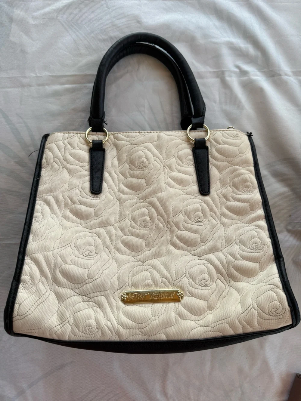Betsey Johnson Rose Jacquard Tote Bag Black Cream Floral Purse Gold Hardware